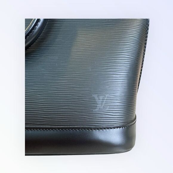Louis Vuitton Epi Alma - Picture 7 of 13